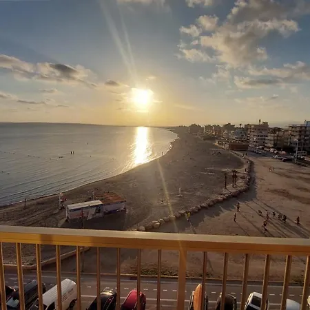 Sunset 4c Apartment